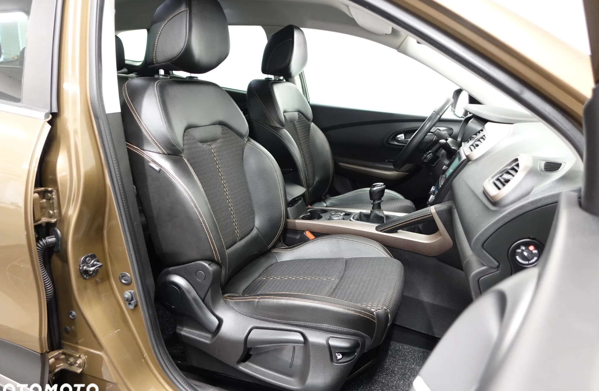 Renault Kadjar cena 57900 przebieg: 168346, rok produkcji 2015 z Rabka-Zdrój małe 742